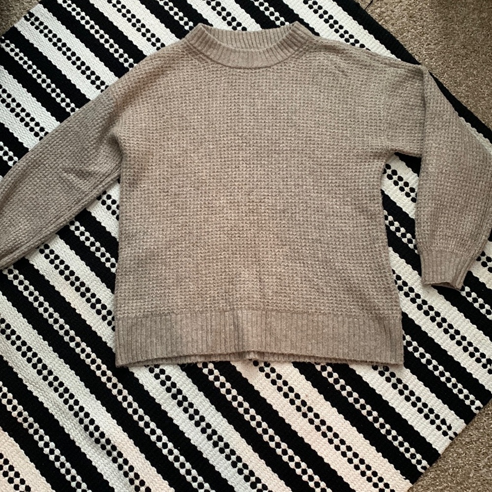 Cozy American Eagle sweater